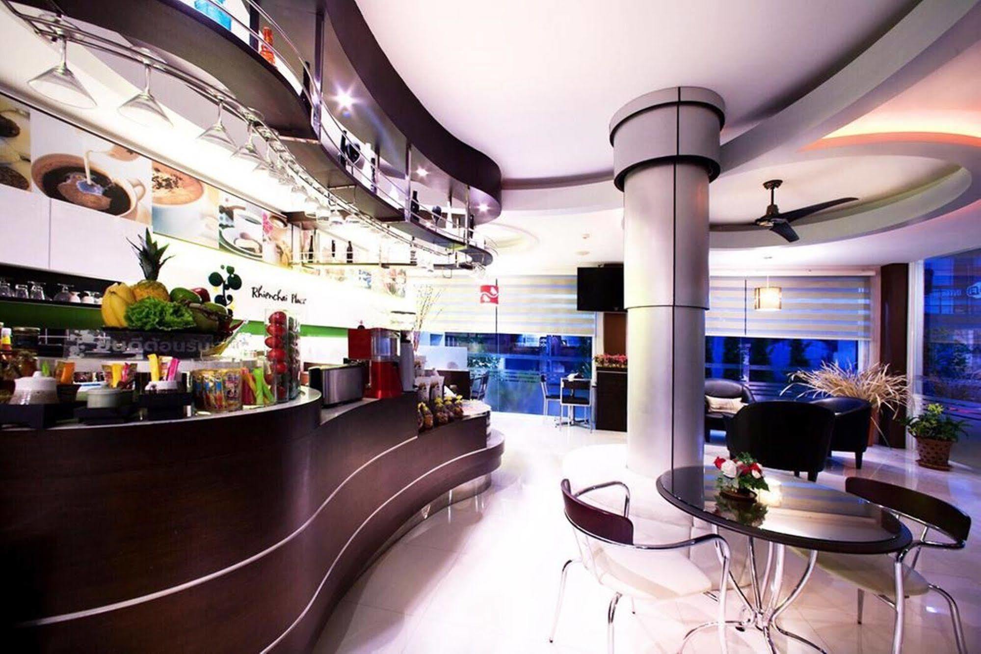 里恩查广场酒店 素叻他尼 外观 照片